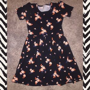 Lularoe Amelia dress small stretchy floral zipper
